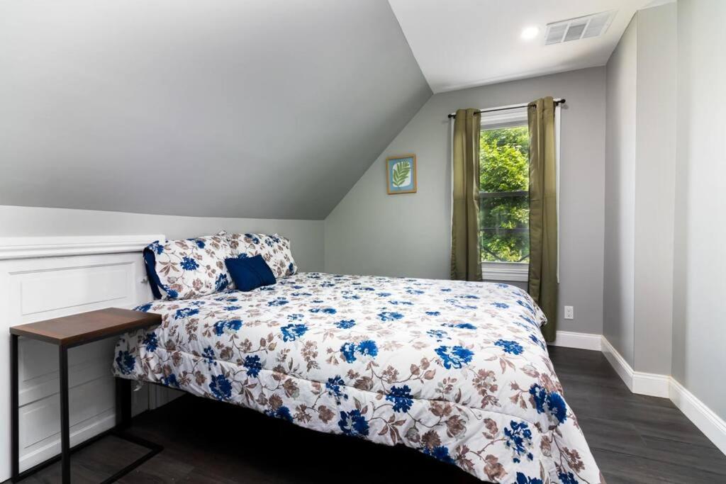Cozy Micro Apartment, Minutes From Falls Niagara Falls Ngoại thất bức ảnh