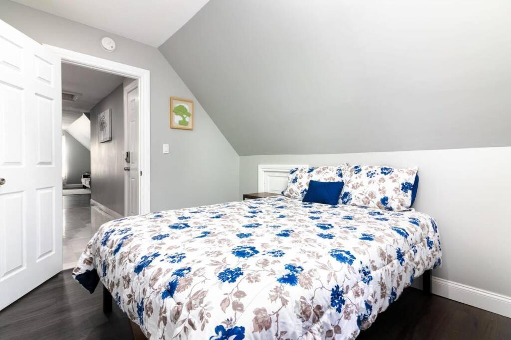 Cozy Micro Apartment, Minutes From Falls Niagara Falls Ngoại thất bức ảnh