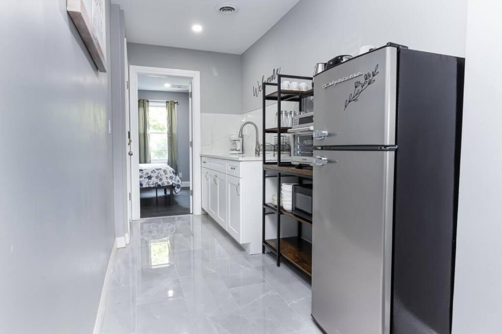 Cozy Micro Apartment, Minutes From Falls Niagara Falls Ngoại thất bức ảnh